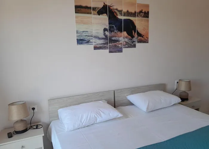 Sun In Chania 09 11 * La Canée